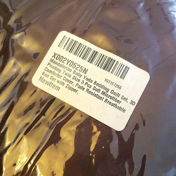 Baby Yoda 3 Piece Twin Duvet Set - Picture 6 of 6